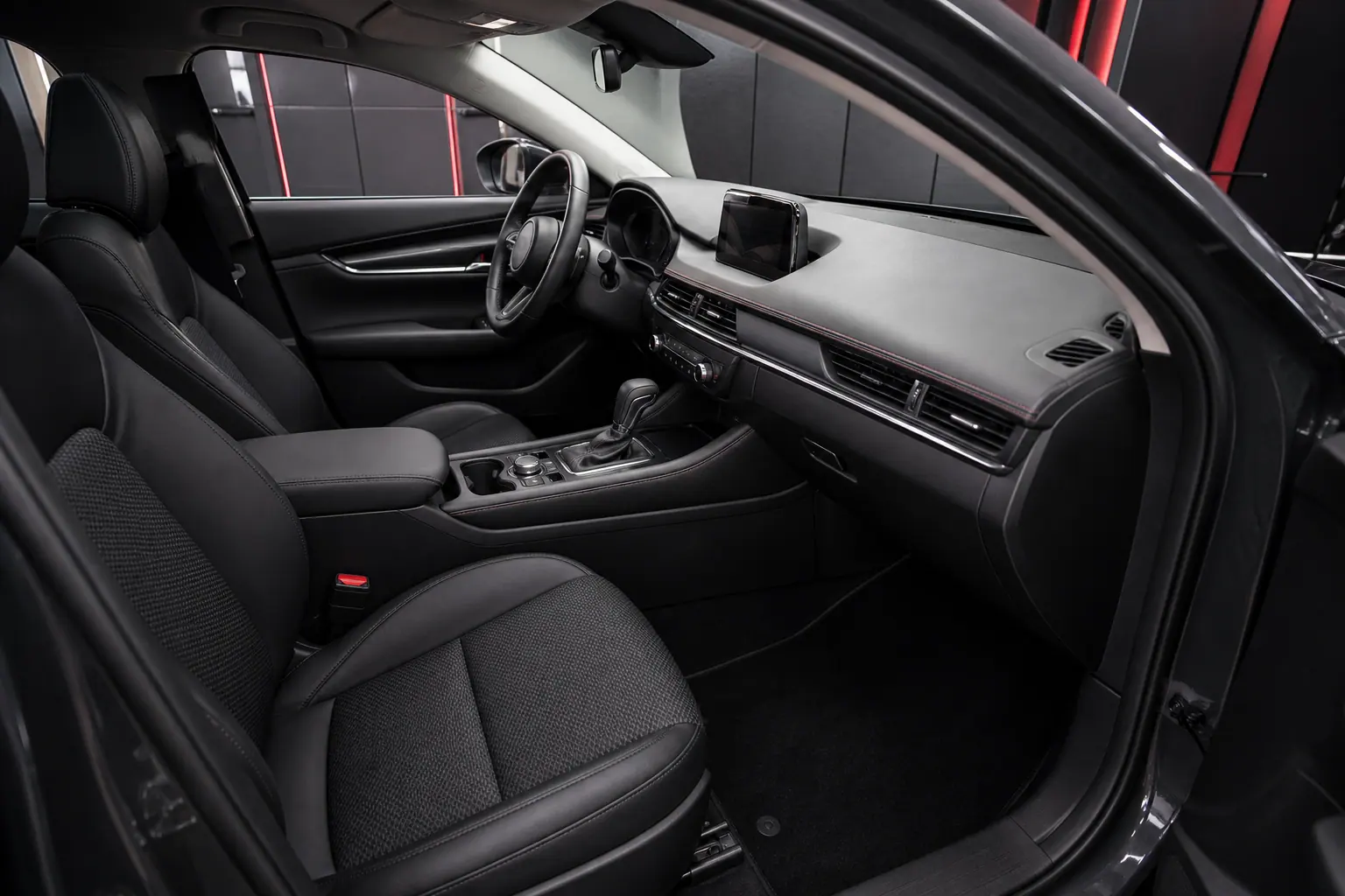Example image: thoroughly cleaned vehicle interior